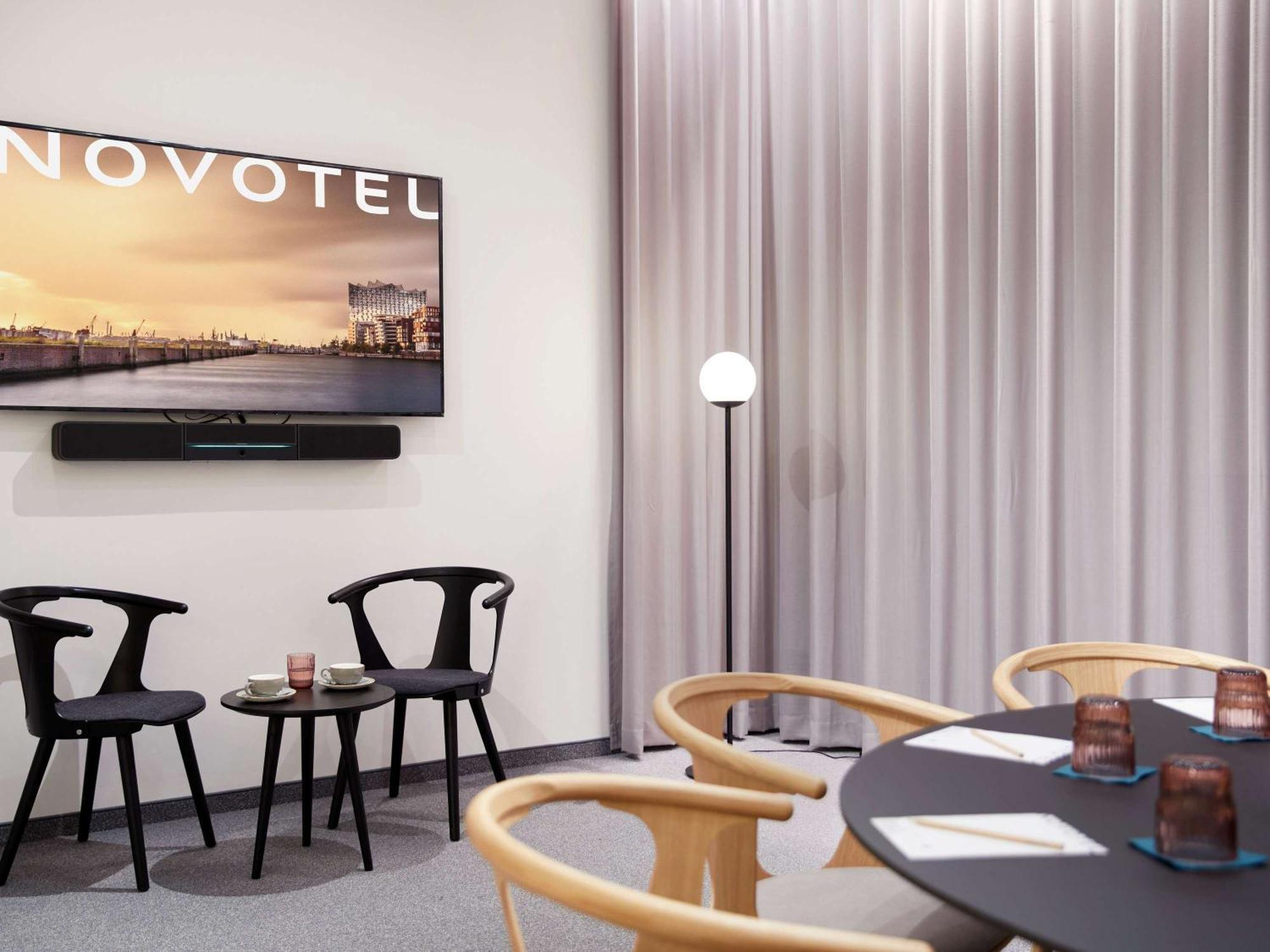 Novotel Hamburg Central Station Dış mekan fotoğraf