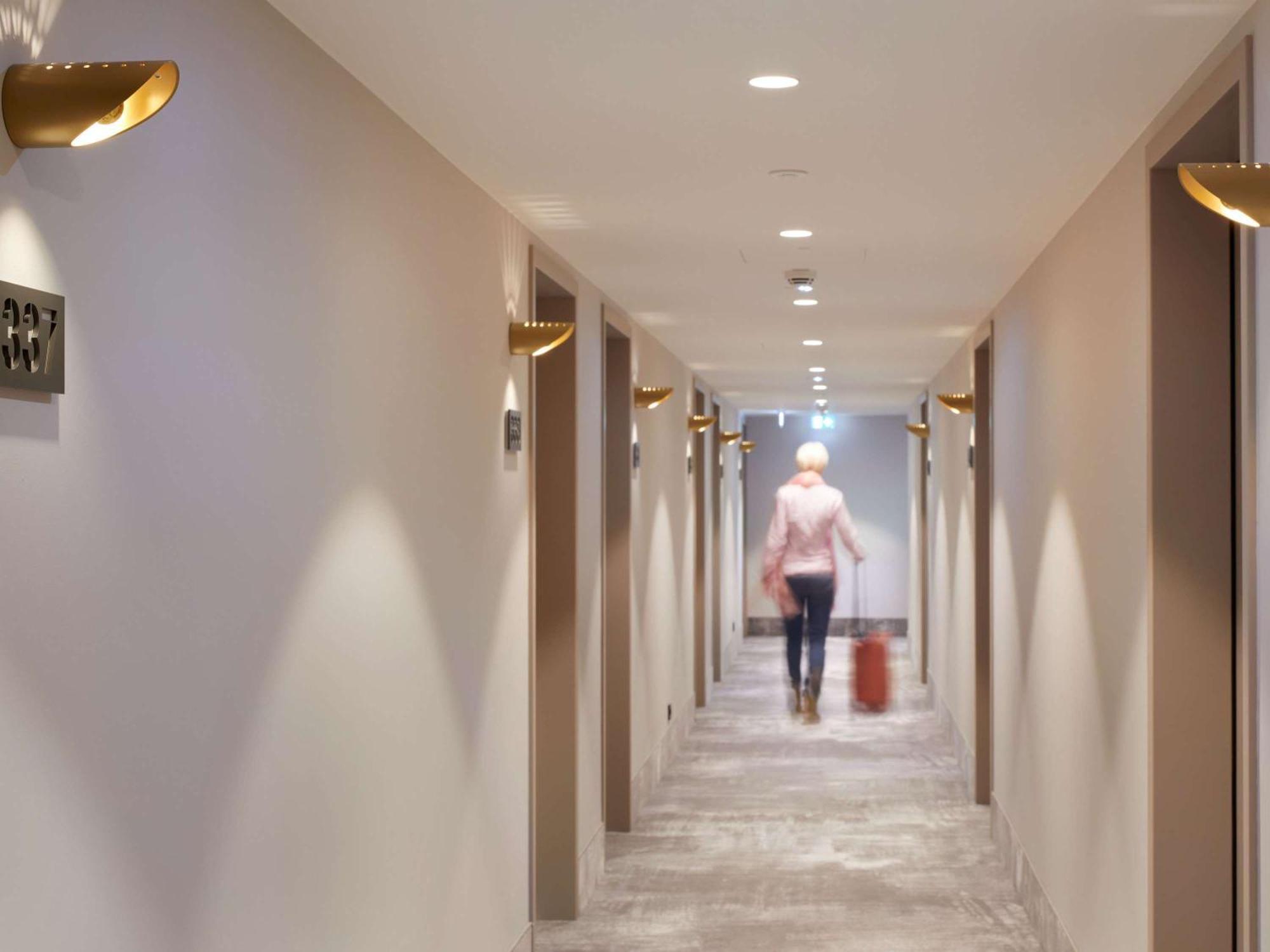 Novotel Hamburg Central Station Dış mekan fotoğraf